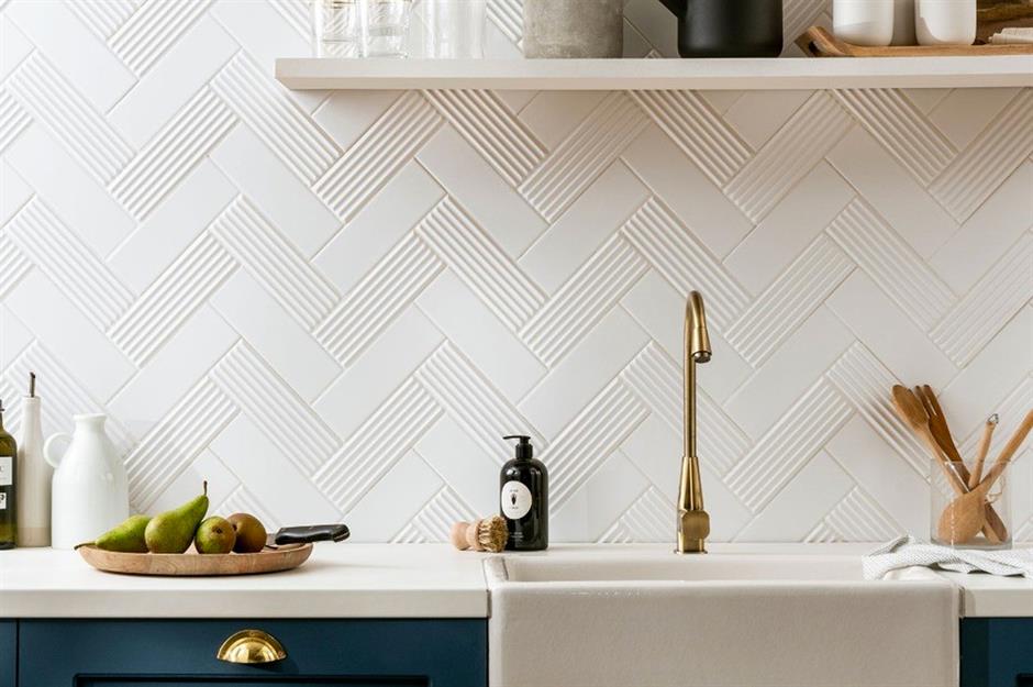 latest tile design for kitchen